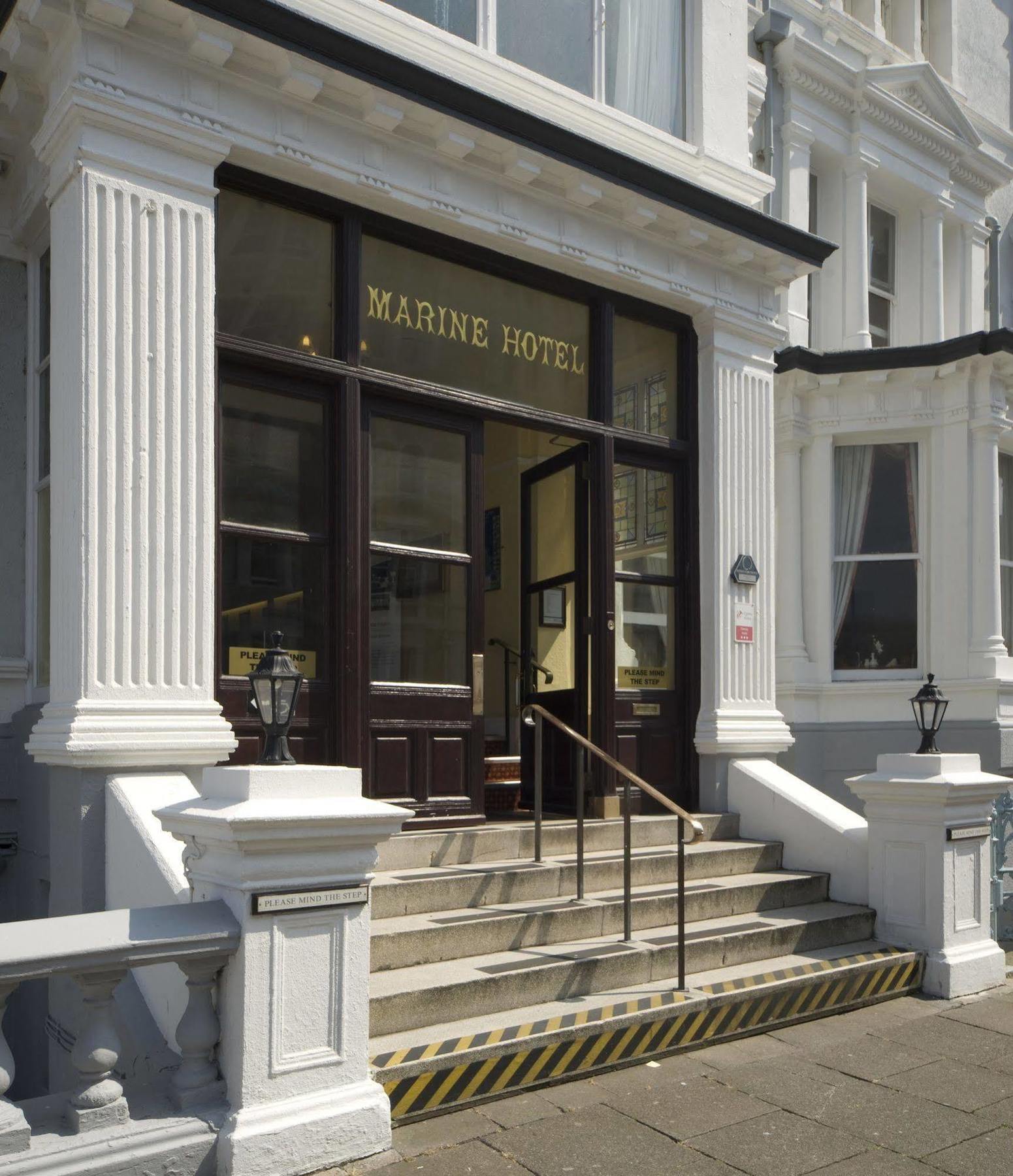 The Marine Hotel Llandudno Extérieur photo