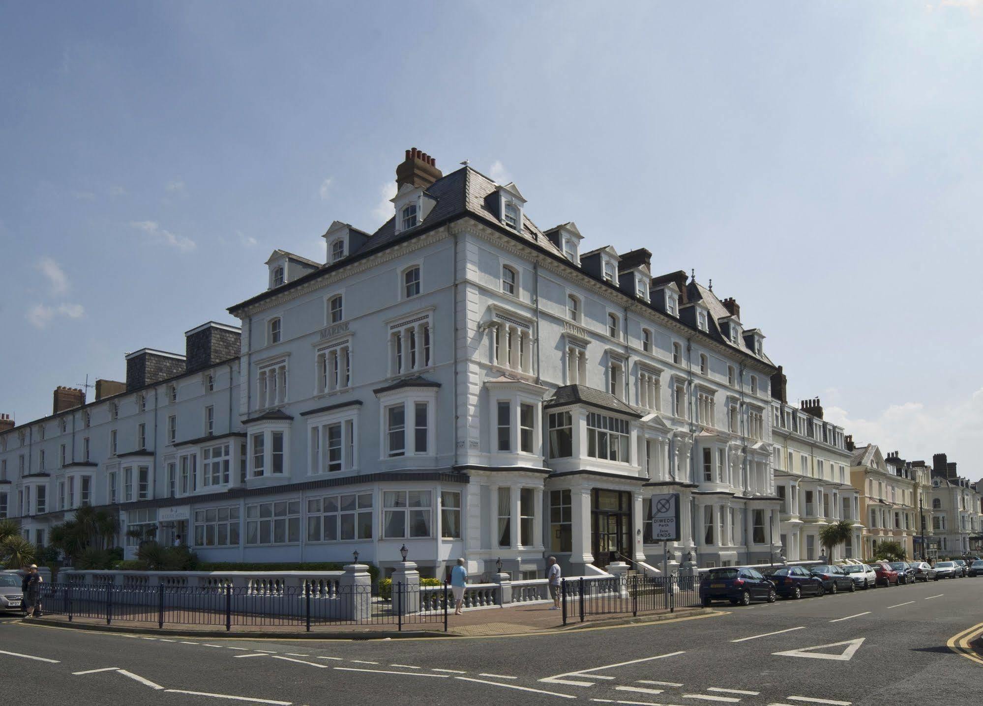 The Marine Hotel Llandudno Extérieur photo