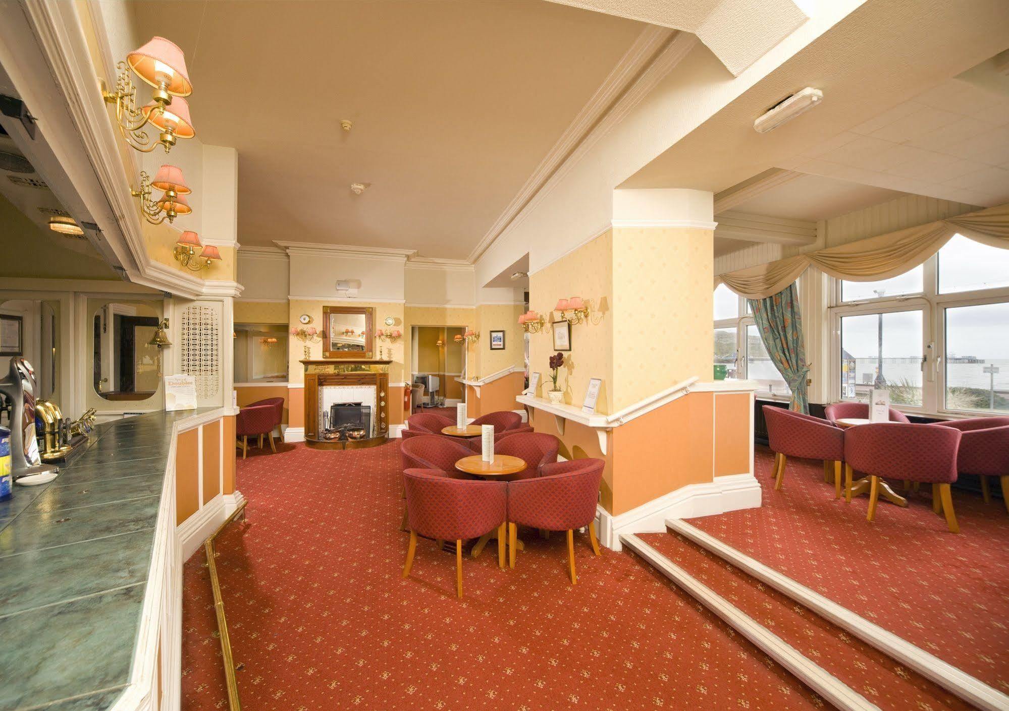 The Marine Hotel Llandudno Extérieur photo